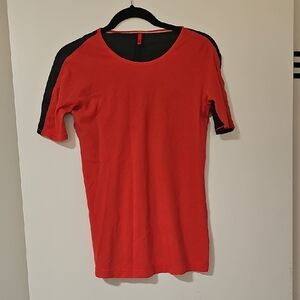 lululemon athletica Red and Black Short Sleeve Tee